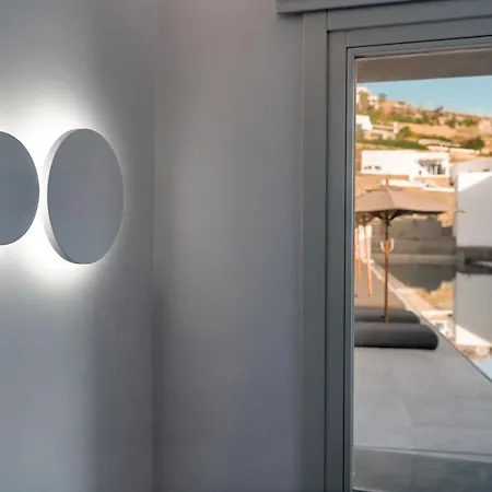 Elia Mykonos Ελιά